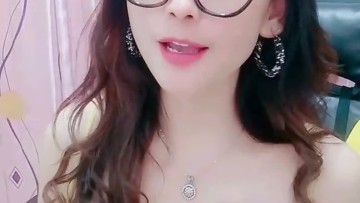 Sasha Green Mamah Muda Omek Live Barbar